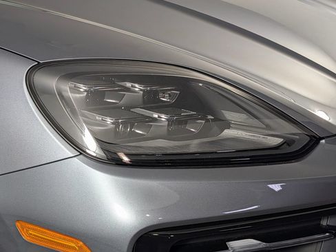 New 2026 Porsche Cayenne S AWD/4WD image 15