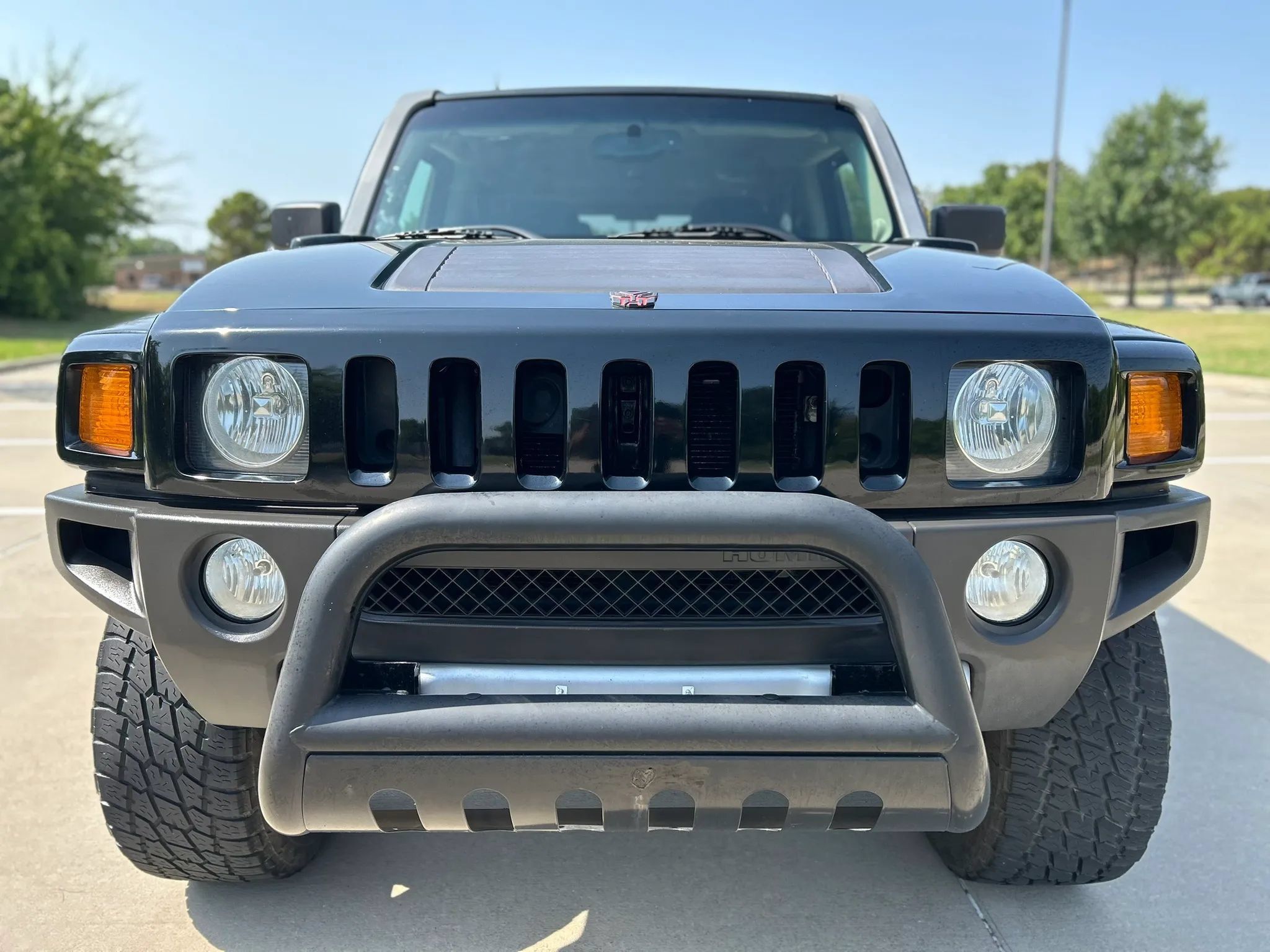 Used 2009 HUMMER H3 AWD/4WD image 2