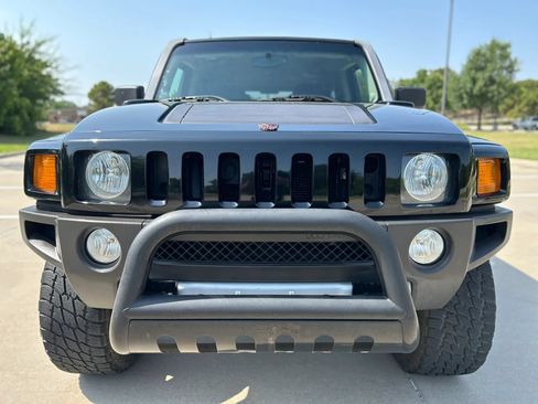 Used 2009 HUMMER H3 AWD/4WD image 2