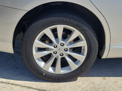 Used 2014 Toyota Venza XLE w/ XLE Premium Package AWD/4WD image 5