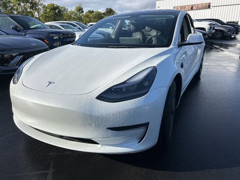 Used 2023 Tesla Model 3 Standard Range image 5