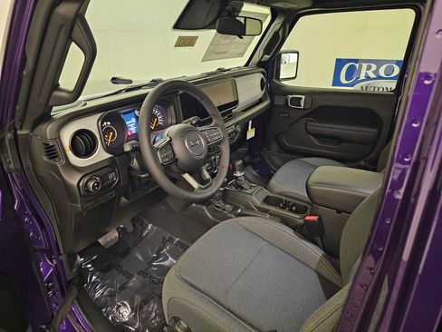 New 2026 Jeep Gladiator Sport image 11