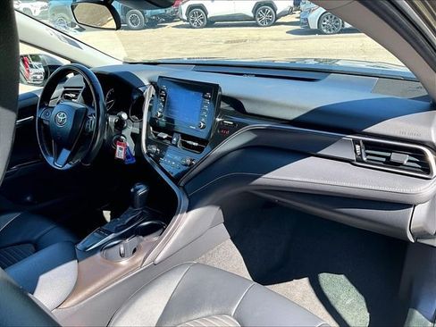 Used 2023 Toyota Camry SE FWD image 14