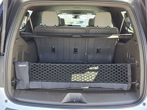 New 2026 GMC Yukon XL Elevation AWD/4WD image 9