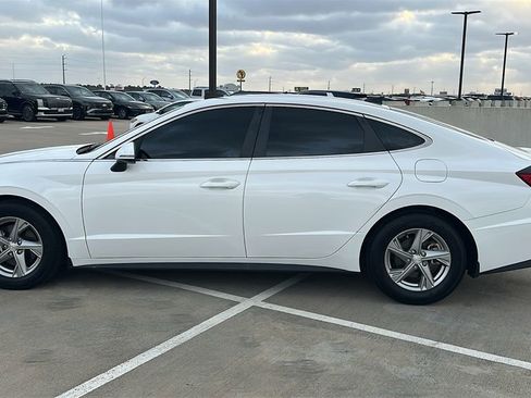 Used 2023 Hyundai Sonata SE image 9