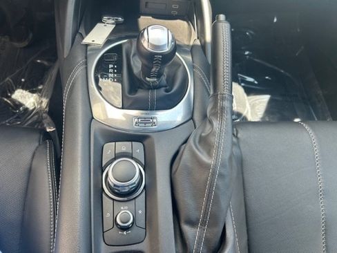 Used 2025 MAZDA MX-5 Miata RF Grand Touring RWD image 24