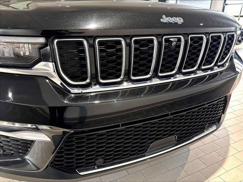 Used 2023 Jeep Grand Cherokee 4WD 4xe w/ Luxury Tech Group II image 33