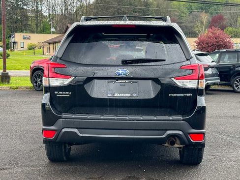 Used 2024 Subaru Forester Premium AWD/4WD image 4