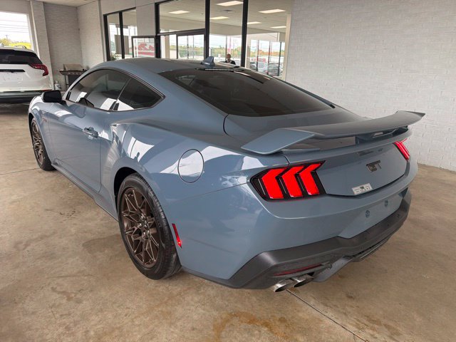 Used 2024 Ford Mustang GT Premium w/ GT Performance Package RWD image 3