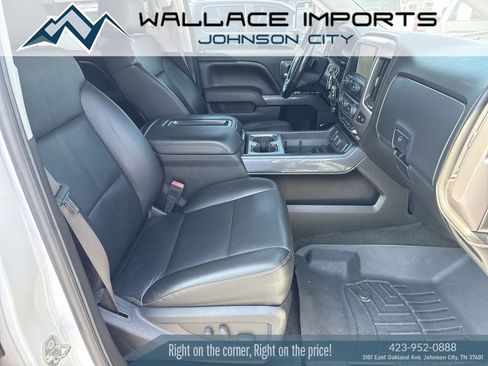 Used 2015 GMC Sierra 2500 SLT w/ Duramax Plus Package AWD/4WD image 38