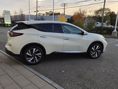 Used 2023 Nissan Murano SL w/ SL Moonroof Package image 15