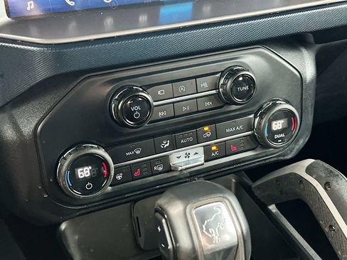Used 2021 Ford Bronco First Edition AWD/4WD image 13
