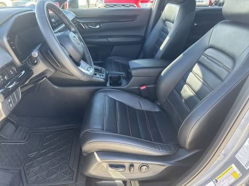 Used 2023 Honda CR-V Sport Touring image 3