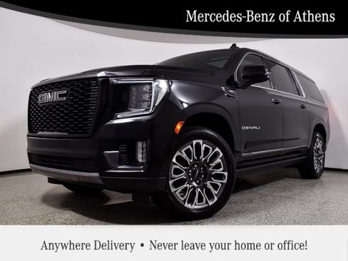 Used 2023 GMC Yukon XL Denali Ultimate AWD/4WD image 1