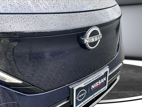 Used 2024 Nissan Ariya AWD image 32