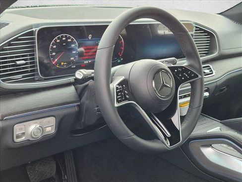New 2026 Mercedes-Benz GLE 450 4MATIC Coupe image 3