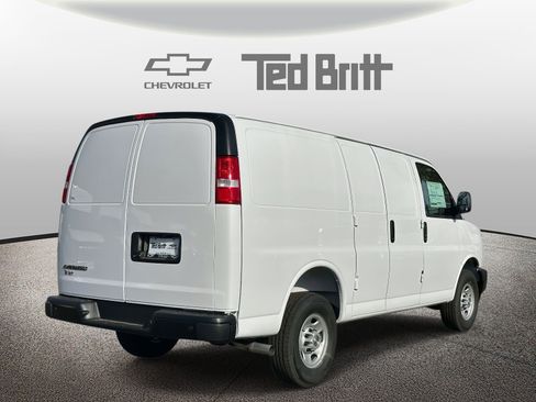 New 2025 Chevrolet Express 2500 w/ Safety Package image 6