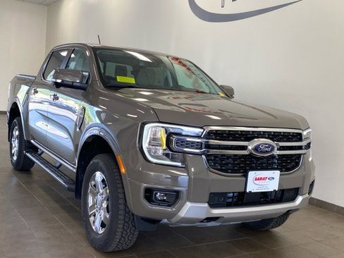 New 2025 Ford Ranger Lariat image 2