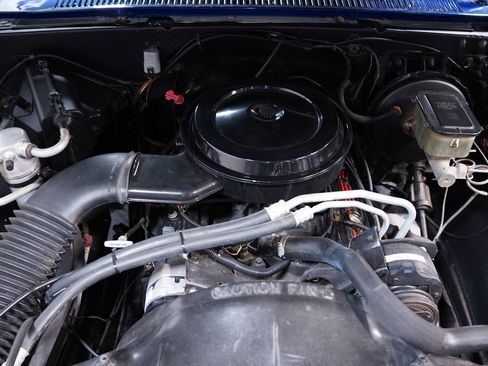 Used 1987 GMC Sierra 1500 2WD Regular Cab image 3