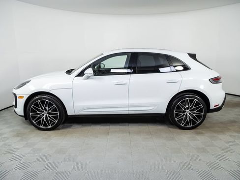 New 2026 Porsche Macan AWD/4WD image 2