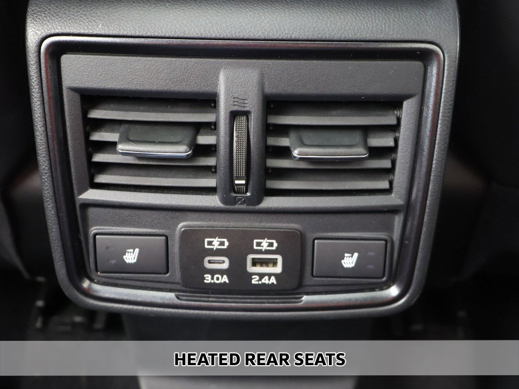 Used 2025 Subaru Forester Touring w/ Popular Package - Touring AWD/4WD image 10
