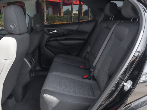 Used 2022 Chevrolet Equinox LT image 28