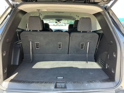 Used 2020 Chevrolet Traverse LT AWD/4WD image 18