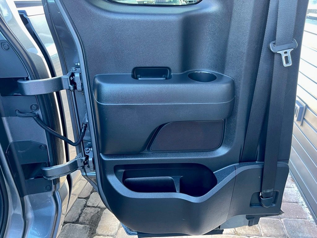 Used 2017 Nissan Titan SV AWD/4WD image 37