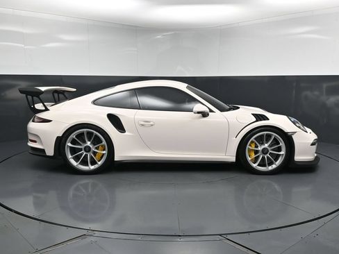 Certified 2016 Porsche 911 GT3 RS RWD image 11