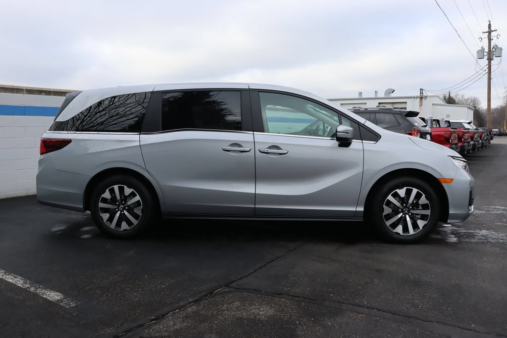 Certified 2026 Honda Odyssey EX-L image 6