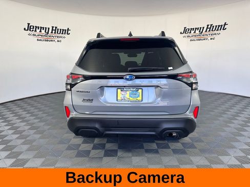 Used 2025 Subaru Forester Premium w/ Convenience Package #1 image 7