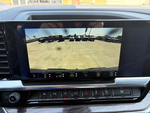 Used 2026 Chevrolet Silverado 1500 LTZ AWD/4WD image 25