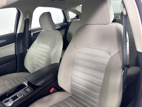 Used 2018 Ford Fusion S image 13