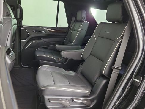 Used 2023 Cadillac Escalade Premium Luxury w/ LPO, Radiant Package AWD/4WD image 12