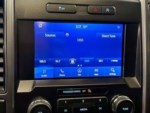 Used 2020 Ford F150 XLT w/ Equipment Group 302A Luxury image 15