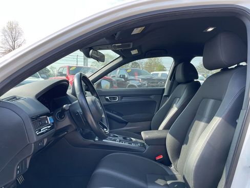 Used 2023 Honda Civic Sport image 10