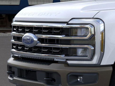 New 2026 Ford F350 King Ranch w/ FX4 Off-Road Package image 17