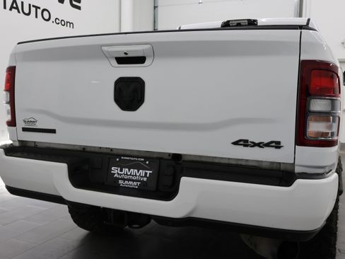 Used 2022 RAM 2500 Big Horn w/ Night Edition AWD/4WD image 27