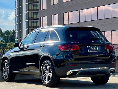 Used 2022 Mercedes-Benz GLC 300 4MATIC image 5