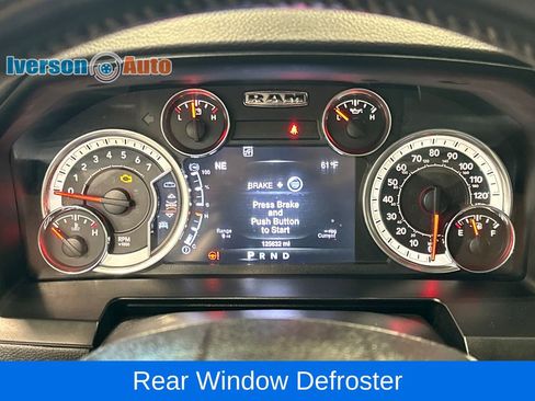 Used 2016 RAM 1500 Laramie w/ Convenience Group AWD/4WD image 18