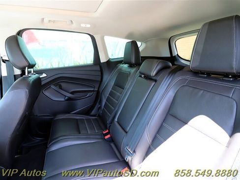 Used 2018 Ford Escape Titanium image 8
