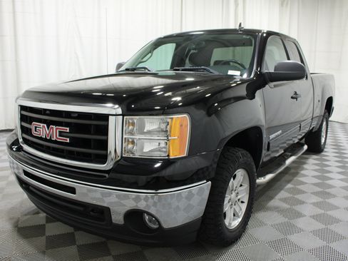 Used 2011 GMC Sierra 1500 SLE w/ Power Tech Package AWD/4WD image 29
