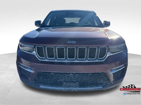 Used 2023 Jeep Grand Cherokee Limited image 10