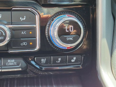 Used 2021 GMC Yukon XL Denali w/ Denali Premium Package AWD/4WD image 20