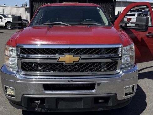 Used 2013 Chevrolet Silverado 3500 LT AWD/4WD image 2
