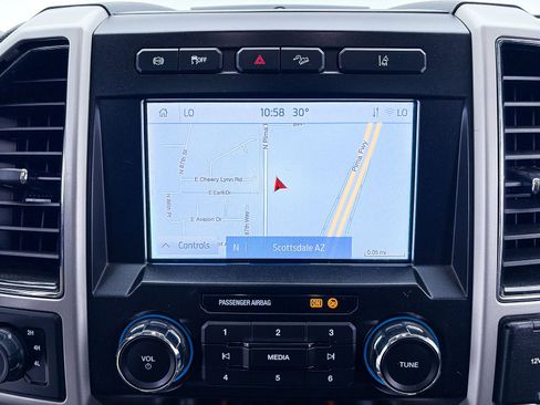 Used 2020 Ford F350 4x4 Crew Cab Super Duty image 8