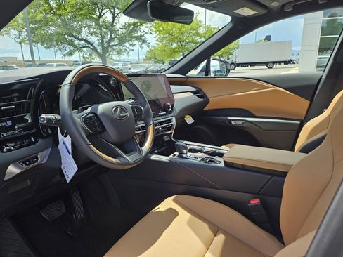 New 2026 Lexus RX 350h AWD/4WD image 10