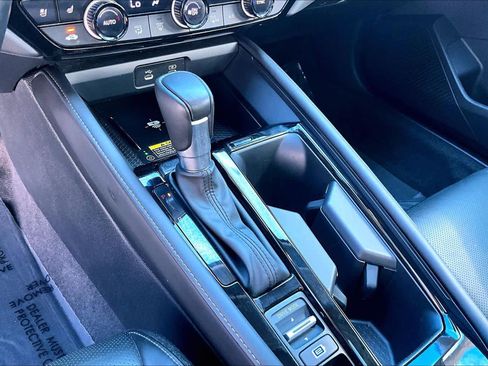 Used 2024 Honda Accord Touring image 17