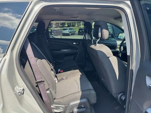 Used 2020 Dodge Journey SE w/ Blacktop Package FWD image 10