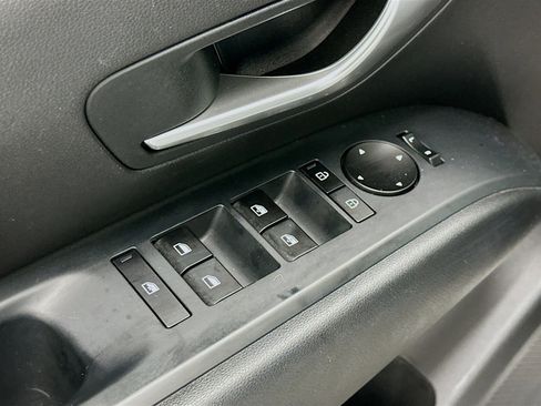 Used 2025 Hyundai Tucson SEL AWD/4WD image 15